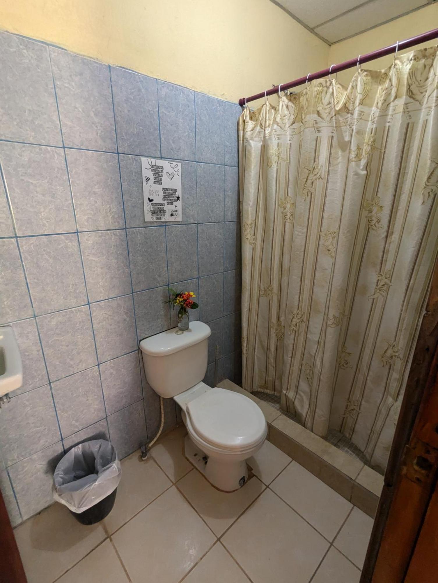 Chill Garrobo Hotel El Gigante Phòng bức ảnh